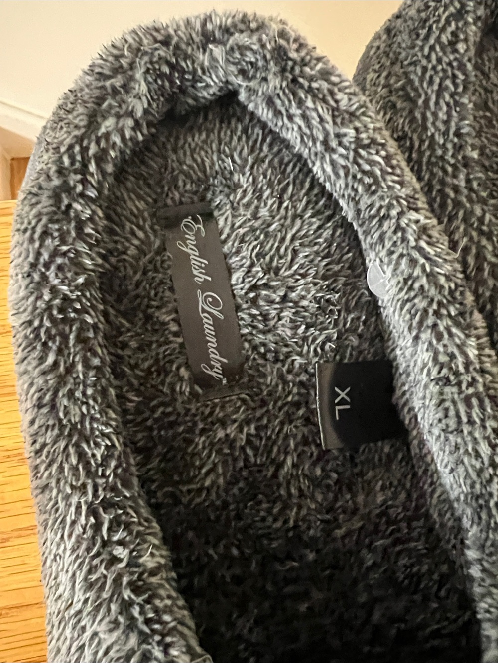 Slippers NWT - Picture 2 of 5